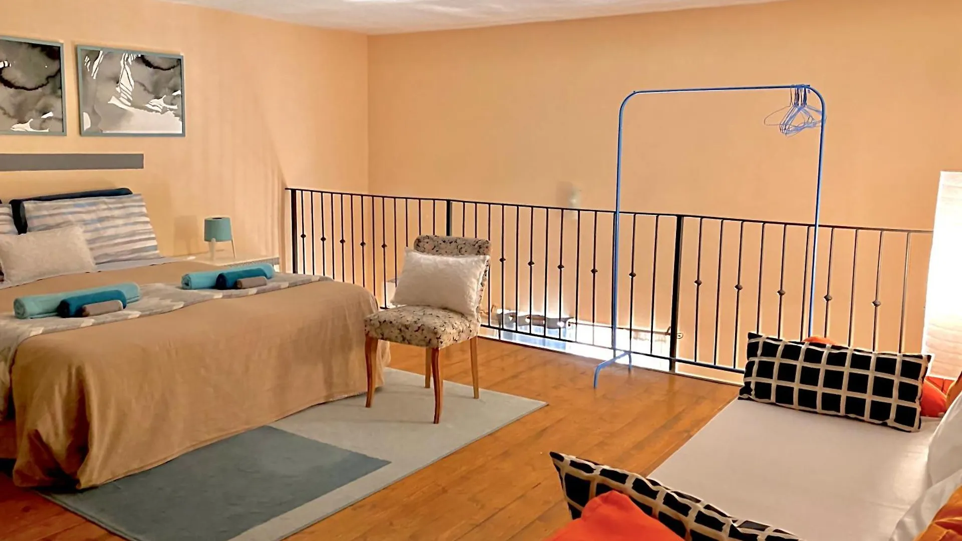 Ferienwohnung Sake Loft Catania